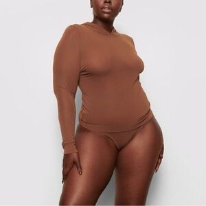 Skims summer mesh top